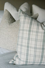 Load image into Gallery viewer, The Elle Pillow Cover