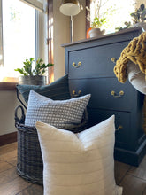 Load image into Gallery viewer, Mable Pillow Cover