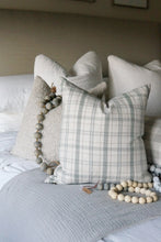 Load image into Gallery viewer, The Elle Pillow Cover