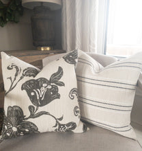 Load image into Gallery viewer, The Lottie