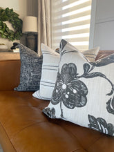 Load image into Gallery viewer, The Lottie