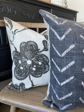 Load image into Gallery viewer, The Lottie