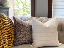 Load image into Gallery viewer, Louise Floral Pillow Cover